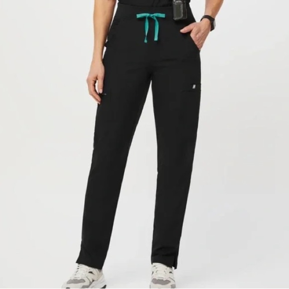Figs Black Scrub Pants